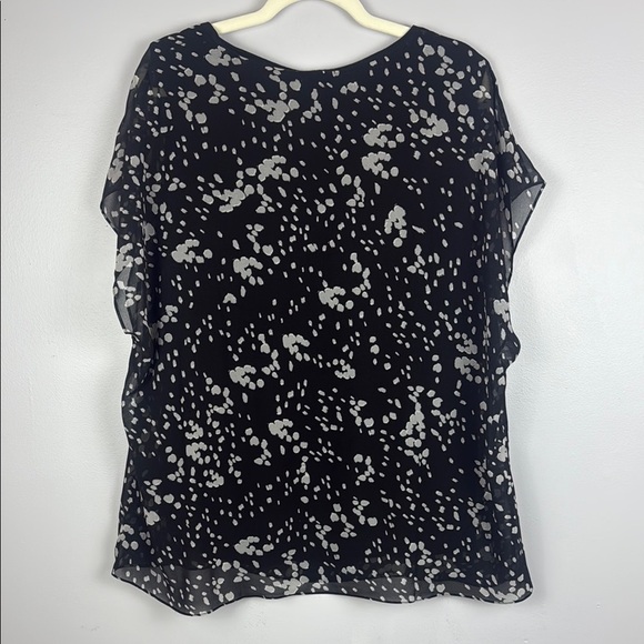 CAbi Cosmos Night Sky Black and Gray Short Sleeve Blouse Size XL - Picture 9 of 12